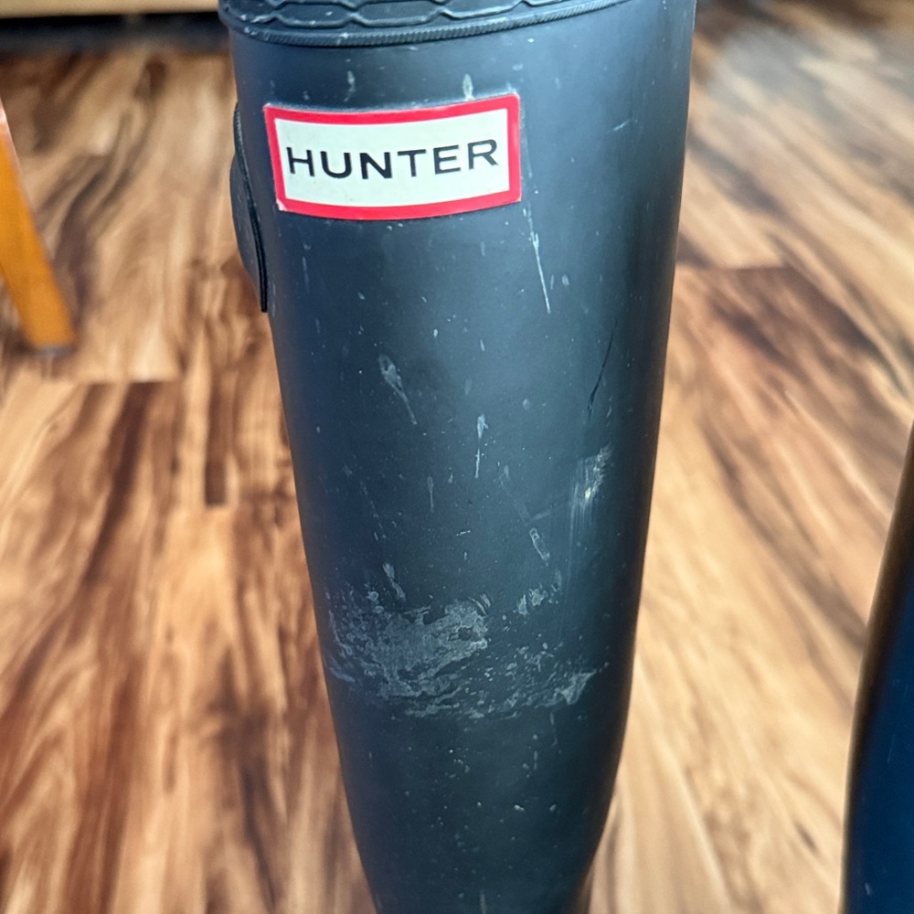 Hunter Classic Tall Waterproof Boots - Picture 3 of 10
